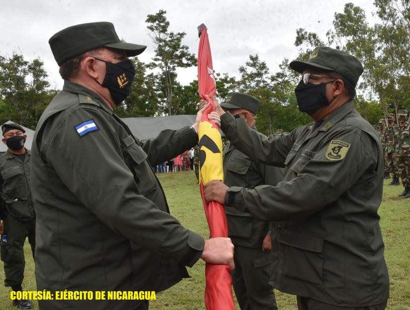 COMANDO